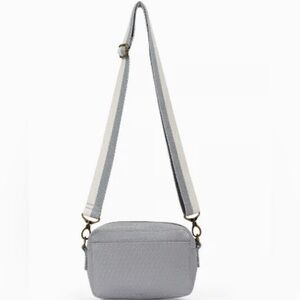 Thirty-One Boutique Crossbody Bag in Whisper Grey Basketweave